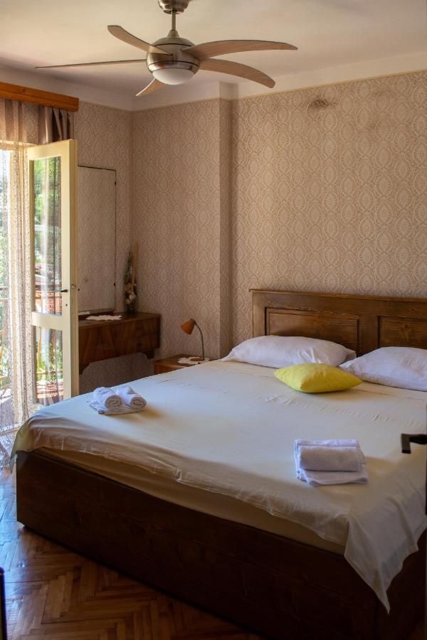 Brnistrova Stone House Dionizヴィラ エクステリア 写真