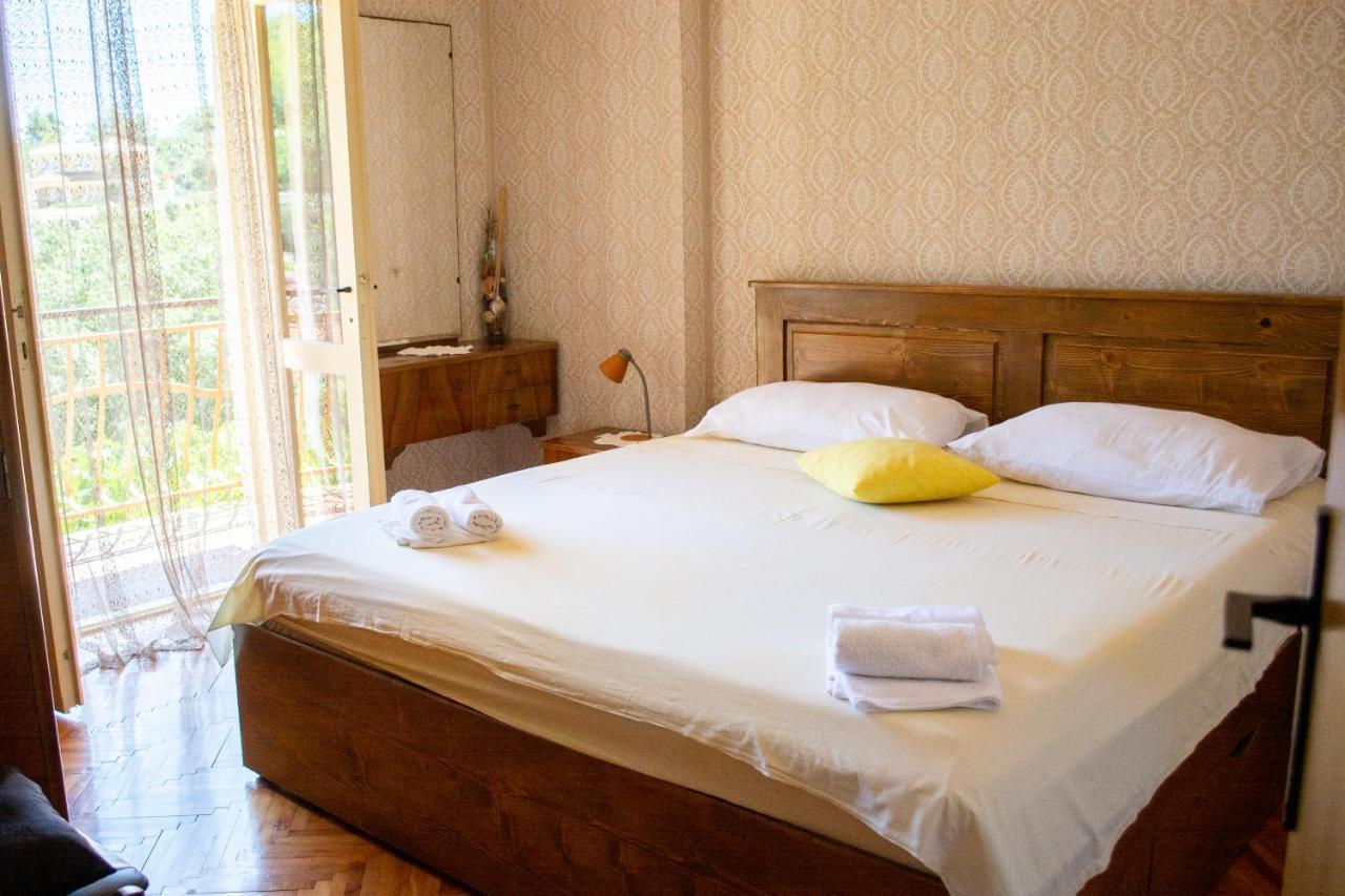 Brnistrova Stone House Dionizヴィラ エクステリア 写真