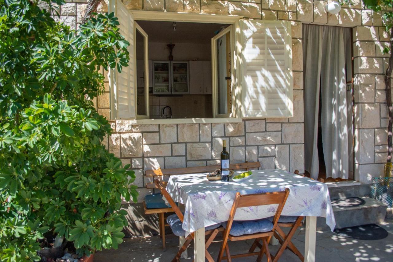 Brnistrova Stone House Dionizヴィラ エクステリア 写真